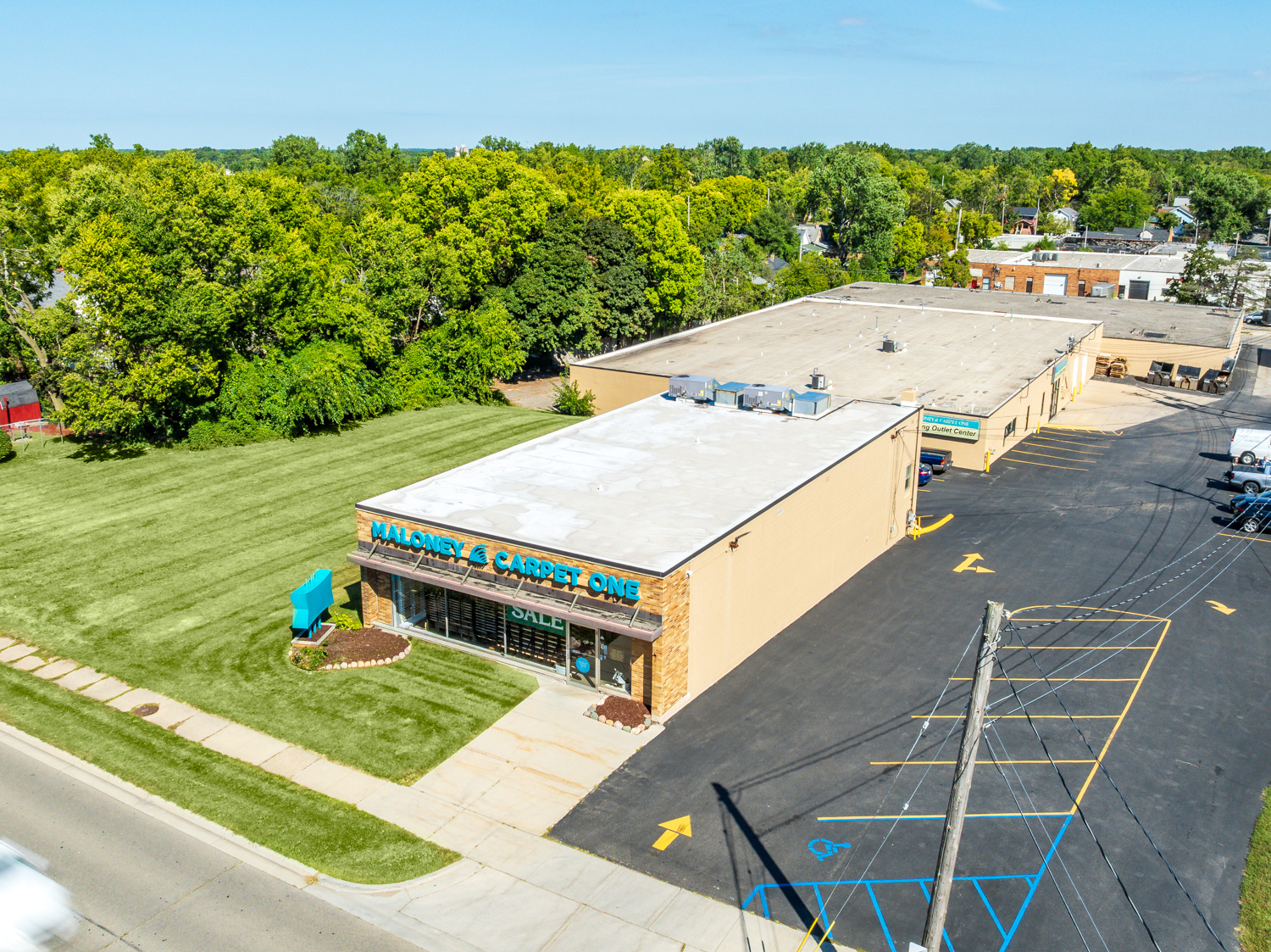 Maloney Carpet One flooring installation in Lansing