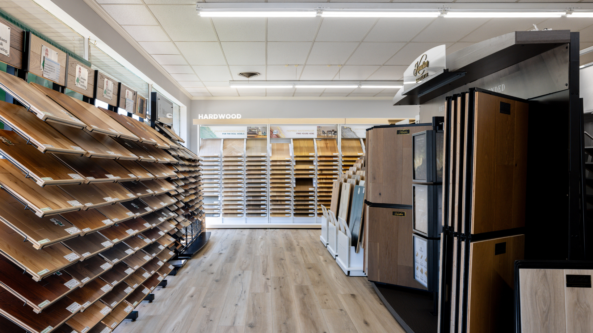 flooring store showroom in Lansing, MI